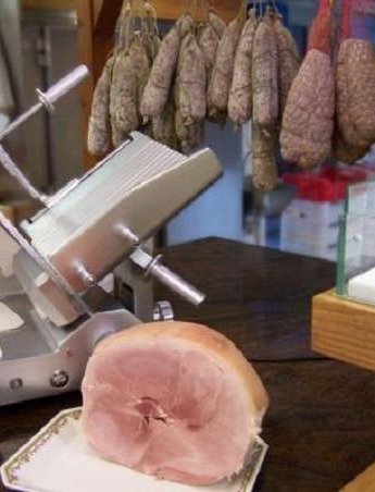 Boucherie Durris Le Chateaubriand, artisan boucher charcutier à Saint Etienne depuis plus de 20 ans avec spécialités râpée stéphanoise et plats traditionnels stéphanois